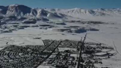 Сняг заваля в чилийската пустиня Атакама Рядко срещаният снеговалеж изненада жителите